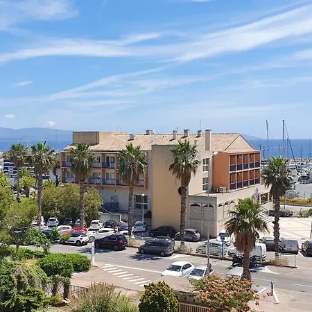 Régates T2-4 * Hyères